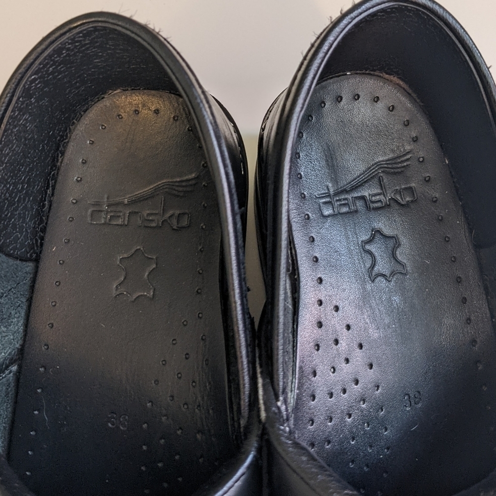 Dansko Black Slip on Clogs Size 38 - Picture 11 of 12